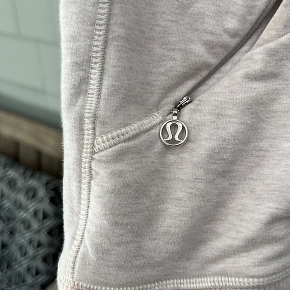 Lululemon sweatshirt - Picture 4 of 4